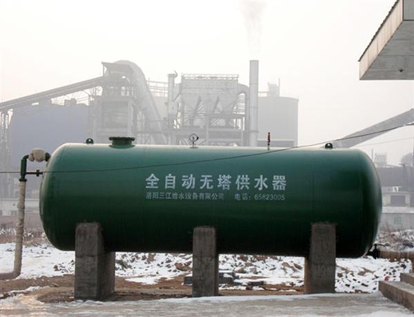 无塔供水器