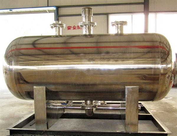 无负压稳流罐